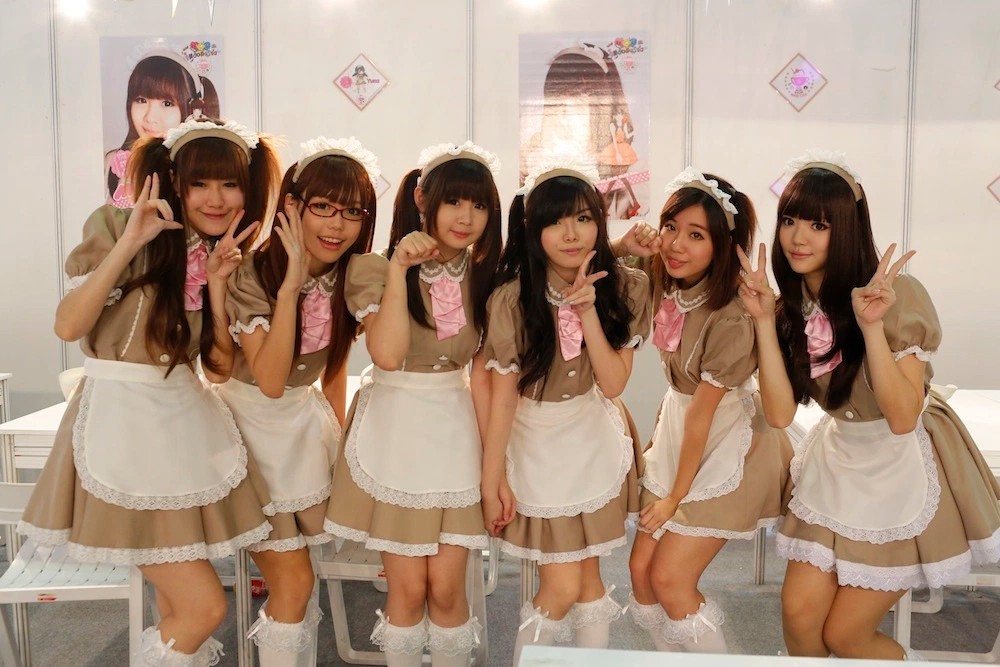 Japanese Activities In Singapore - Maid Cafe Waitresses
