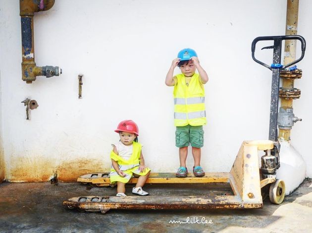 little construction workers