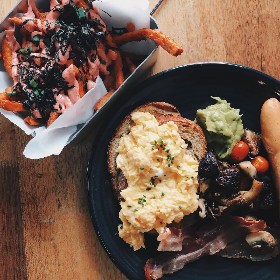 All-day brunch at Rise & Grind Coffee Co., Bukit Timah Plaza.