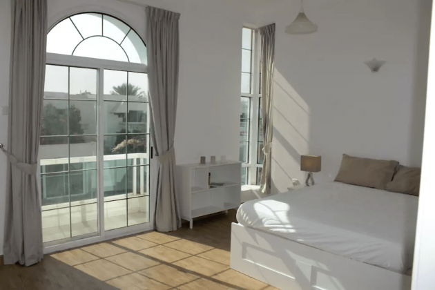 Airbnb Villa, Jumeirah, Bedroom