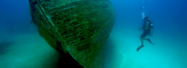 phuket underwater wreck diving king cruiser ferry ghost ship thailand