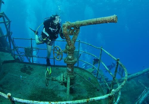 usat liberty tulamben bali diving indonesia wreck ship wwii underwater