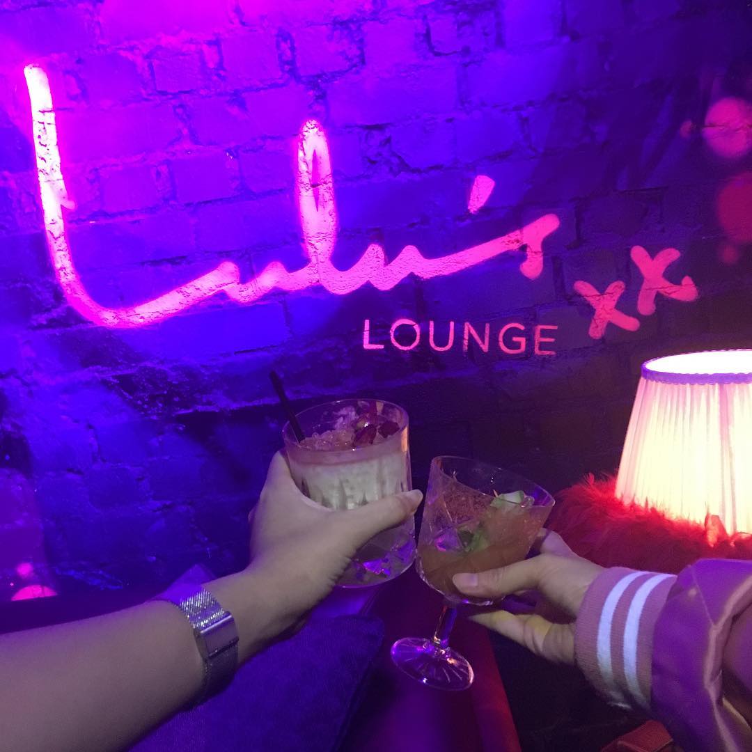Drinks at Lulu's Lounge