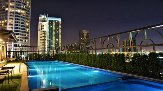 the salil boutique hotel rooftop pool