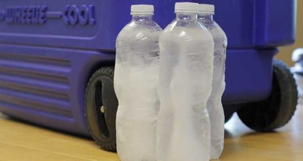 Keep your drinks cold with frozen water bottles