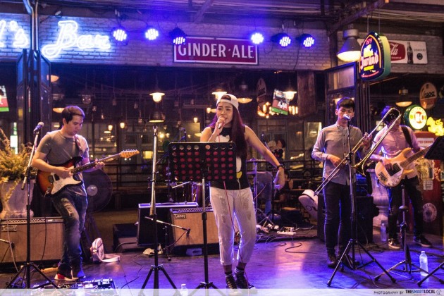 Bangkok Live Band Bar