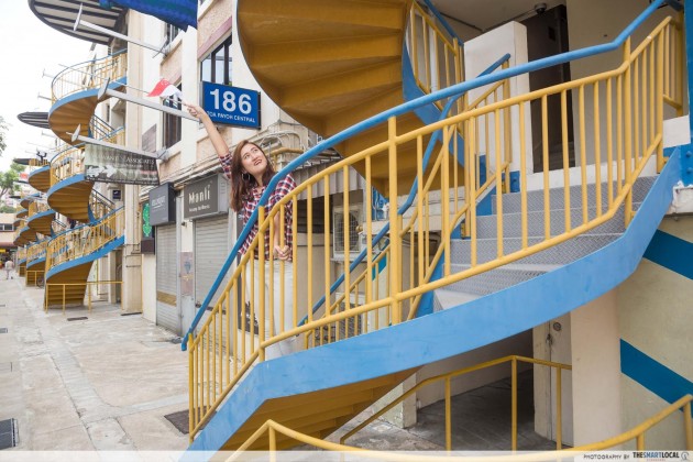 toa payoh blue yellow spiral stairs