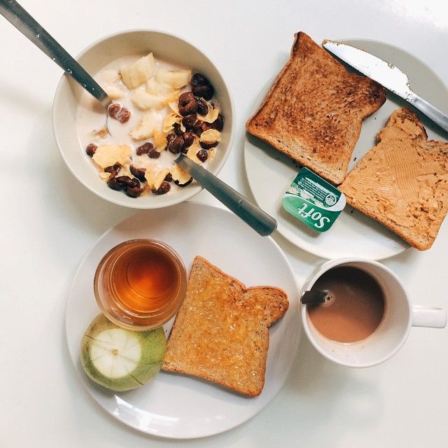 wink hostel - breakfast