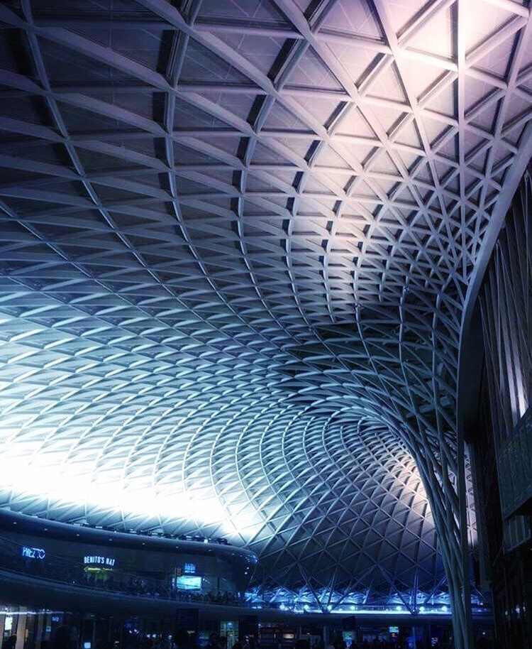 Underground stations in London King's Cross Canary Wharf photogenic spots