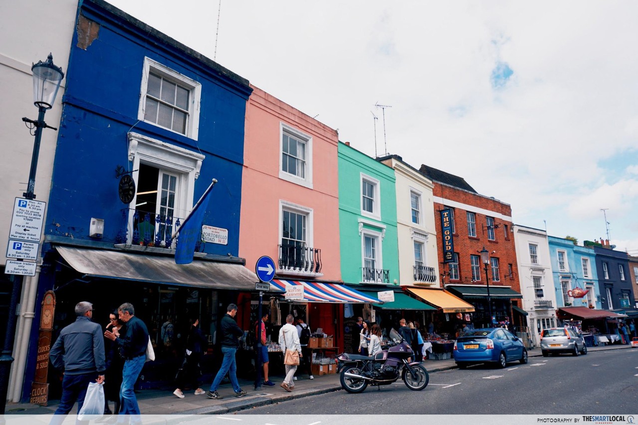 Colourful rainbow houses Notting Hill London photogenic spots ootd