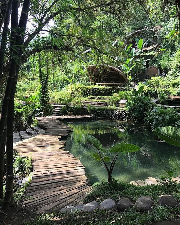 Bali Eco-Resorts - Bambu Indah Pond