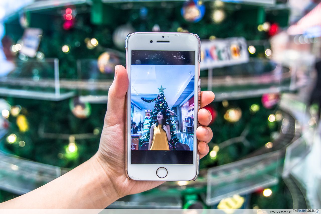 Selfie at knackstop christmas tree