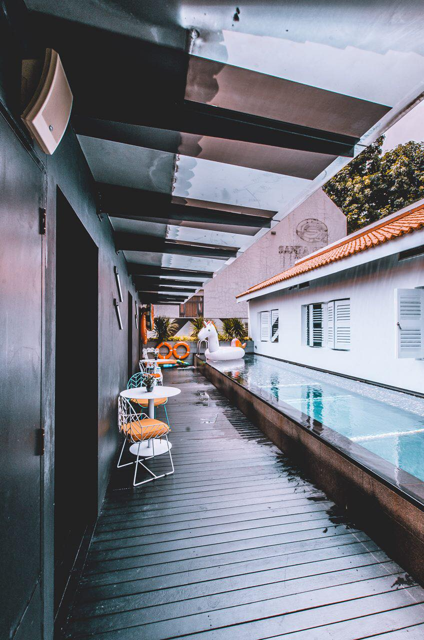xy hotel bugis singapore pool