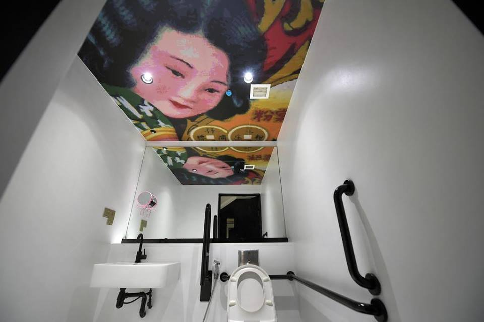xy hotel bugis singapore toilet