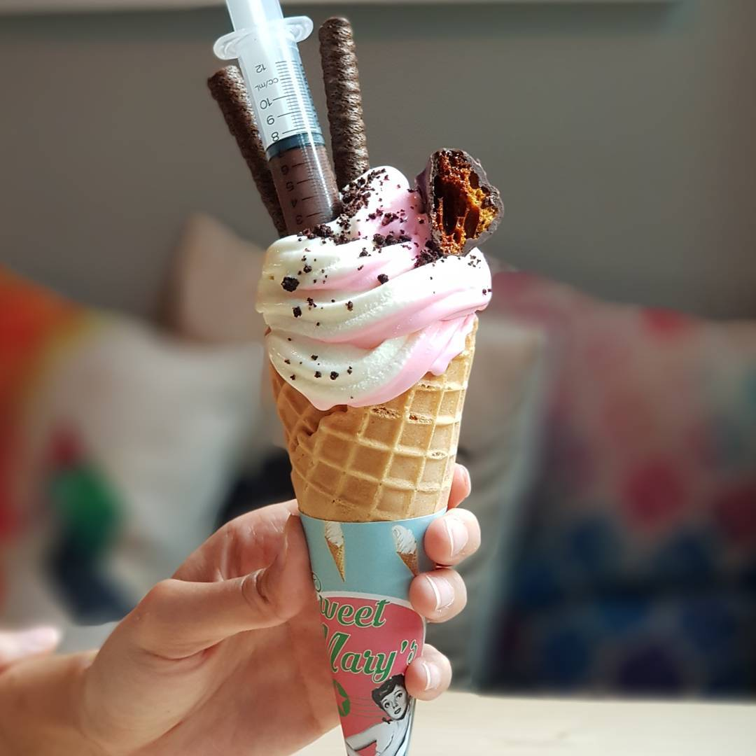 Feb 2018 cafes and restaurants (3) - Sweet Mary's dark chocolate novella with chocolate honeycomb ice-cream