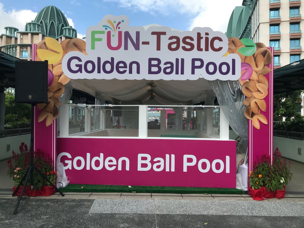 Sentosa - Golden Ball Pool