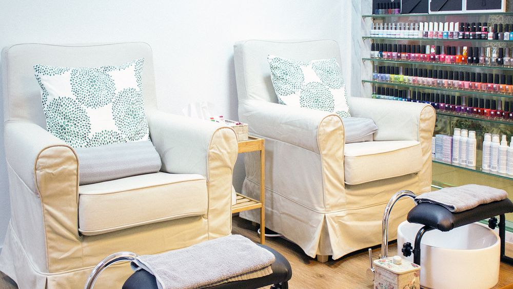 affordable nail salons in central singapore 