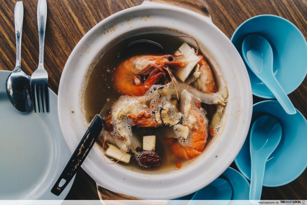 Food In Sembawang - 1036 Live Seafood Herbal Drunken Prawns