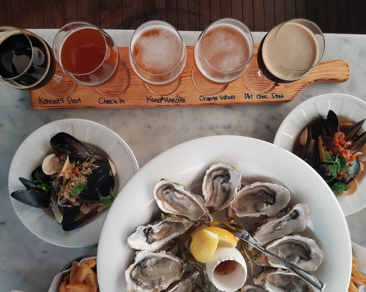 angie's oyster barsingapore beer paddle