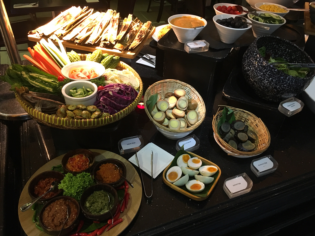 rumah rasa bay hotel singapore halal buffet indonesian food