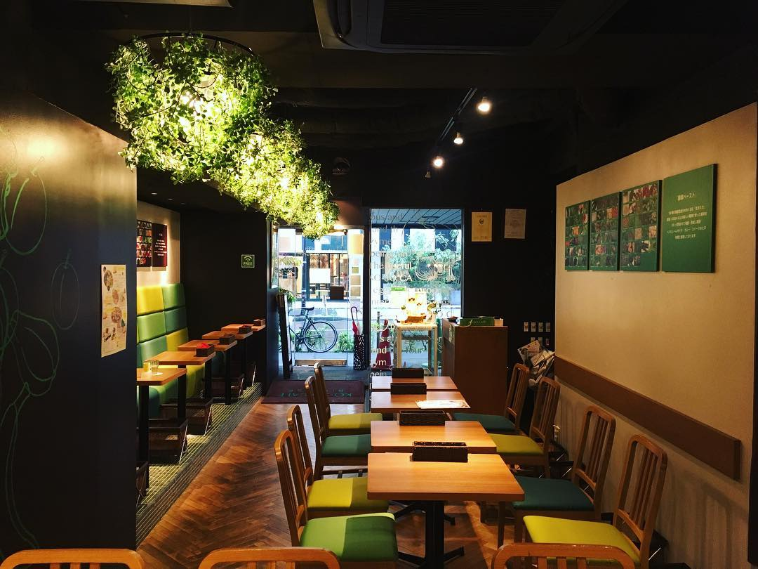 Halal Tokyo - Ko-So Cafe Biorise Interior