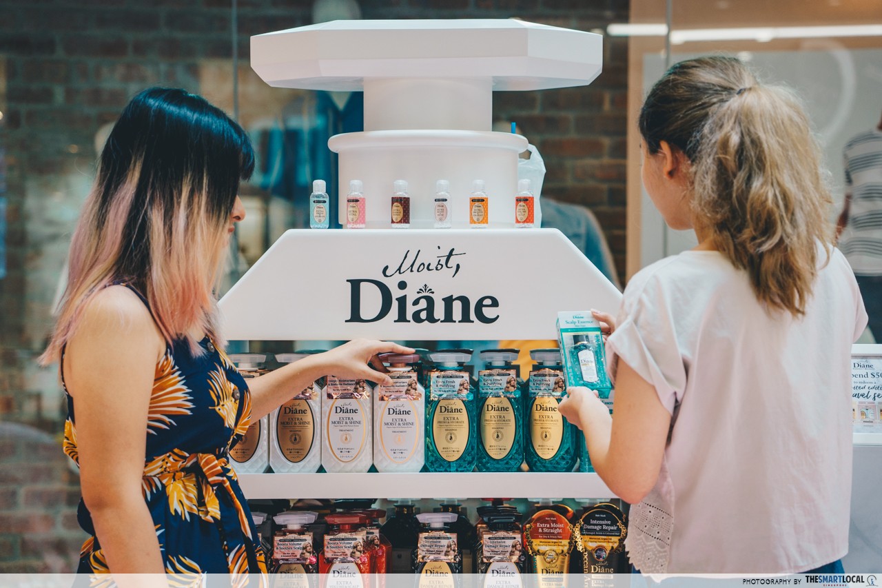 Moist Diane - 6 different shampoos