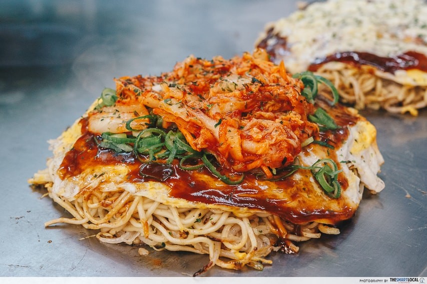 kimchi okonomiyaki