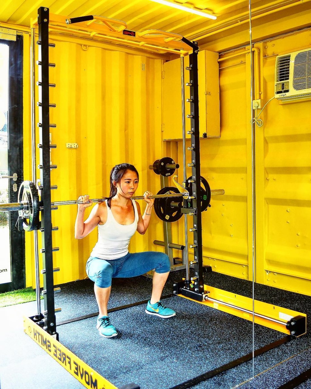 gym pod squat training