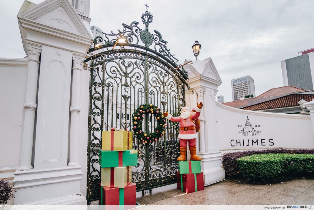 Capitol Singapore And CHIJMES Have A Lifesized Snow Globe And