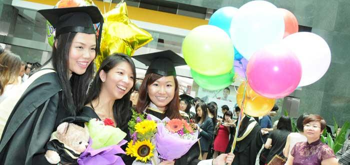 SIM-UOL graduates to be fearless, get a SIM degree easily 