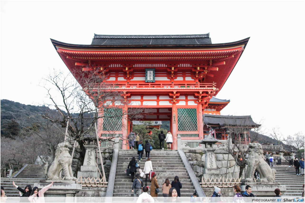 The Smart Local - Kiyomizu Temple entrace