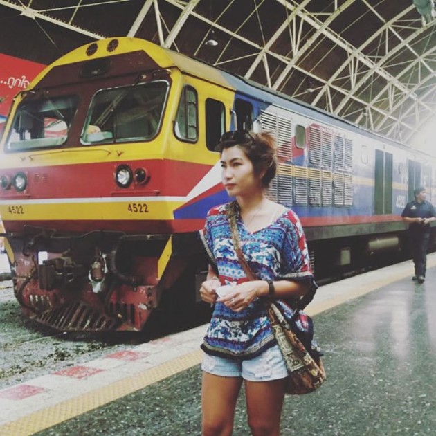 4-hour railway journey from Hua Hin Station to Hua Lamphong Bangkok