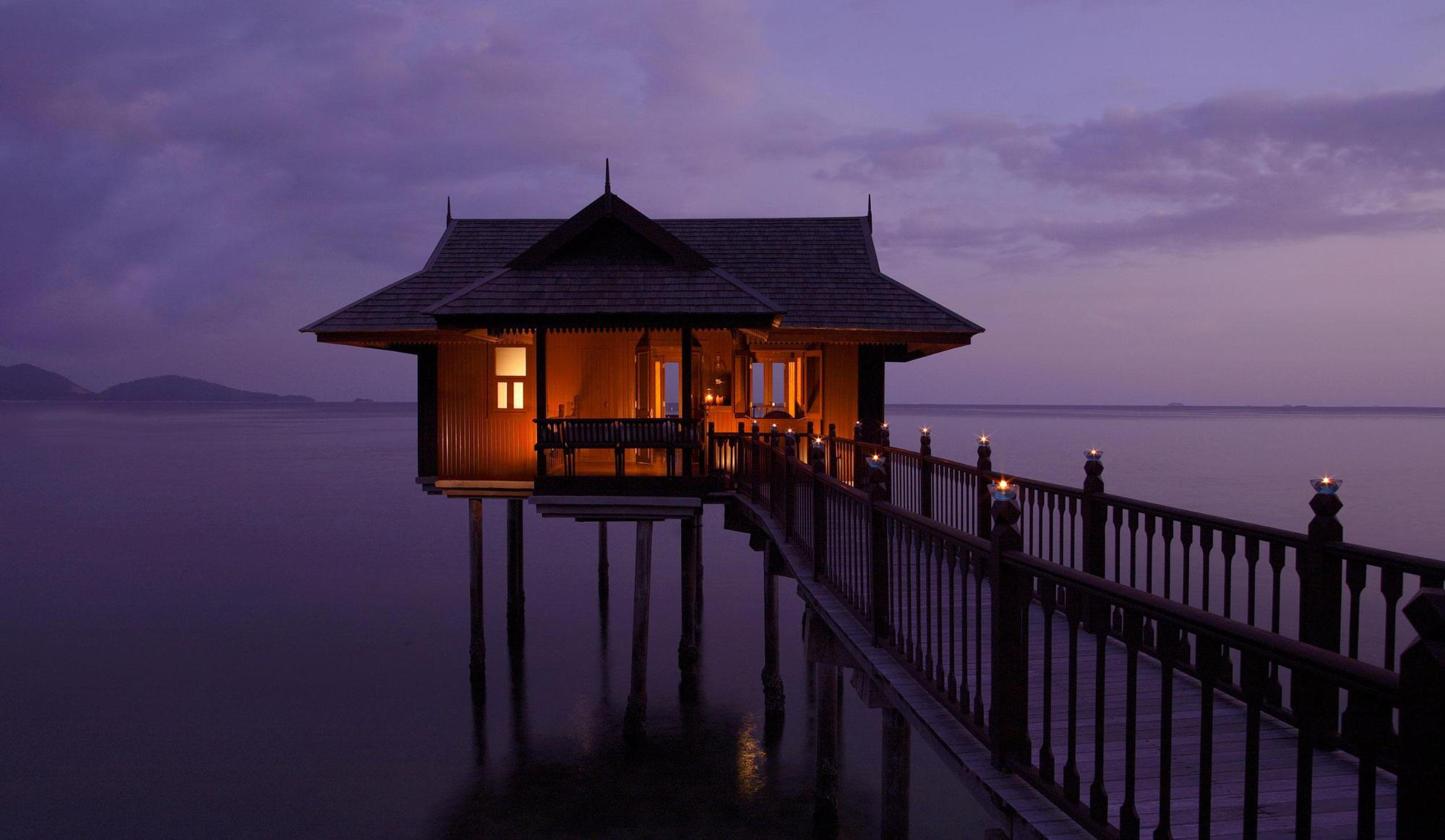 10 Insane Floating Hotels In Malaysia So You Can Teleport ...