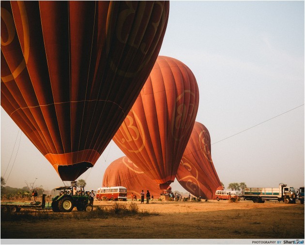 hot air balloon Myanmar