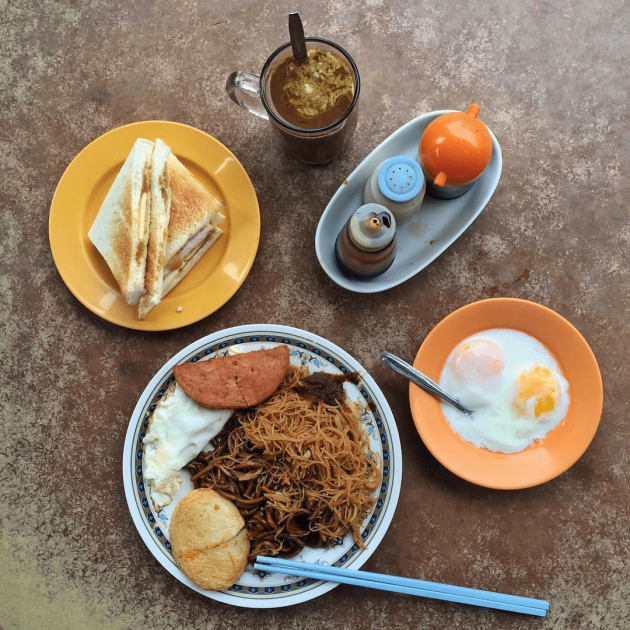 keng wah coffeeshop, singaporean eggs benedict