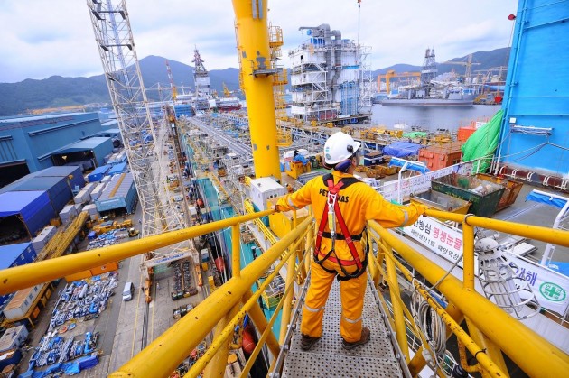 best paid jobs in Malaysia, Senior Oil & Gas Engineer