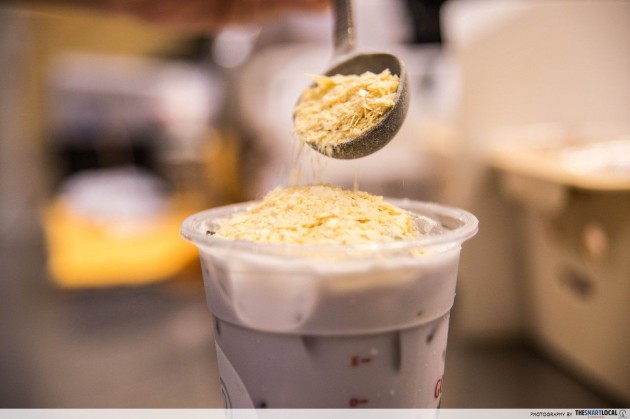 gong cha singapore - taro milk with oat cereal 