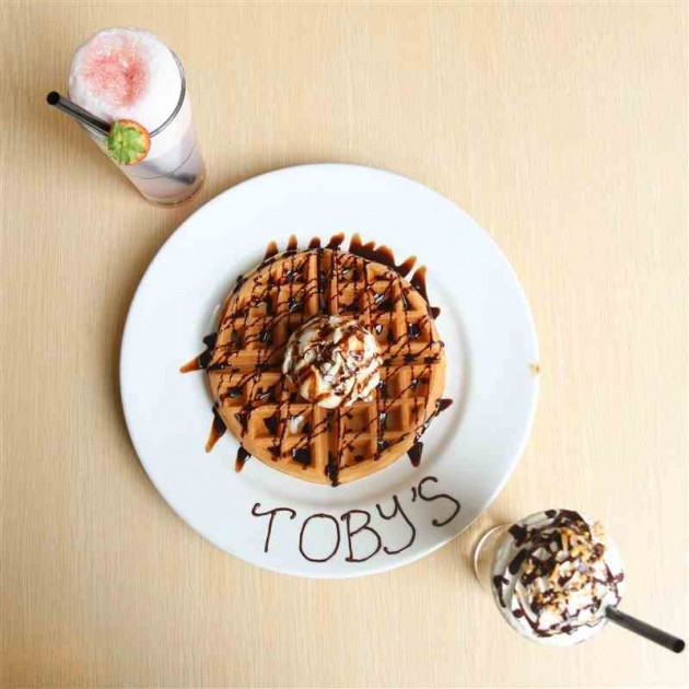 TOby's The Dessert Asylum Waffles & Ice Cream
