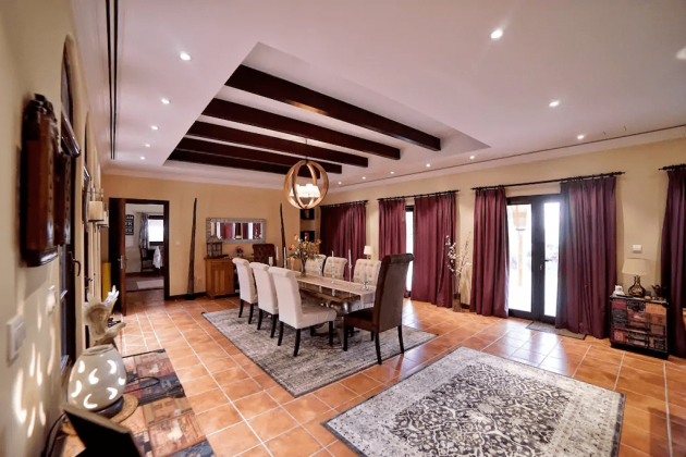 Airbnb House, Living Room, Outskirts Dubai