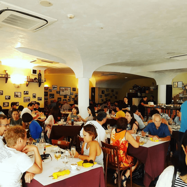 Al Forno East Coast Restaurant Interior, Singapore Italian Restaurants