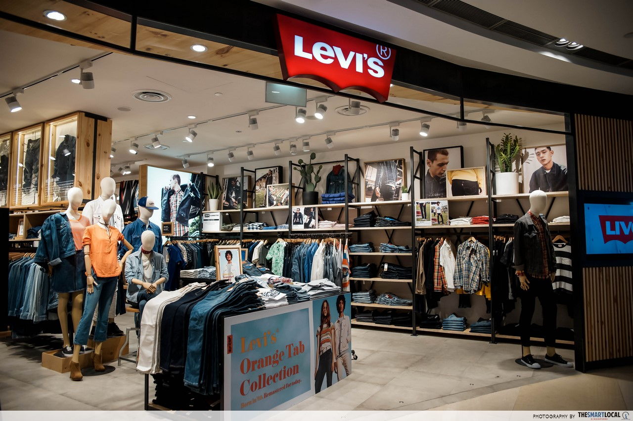 Levi's storefront at ION Orchard