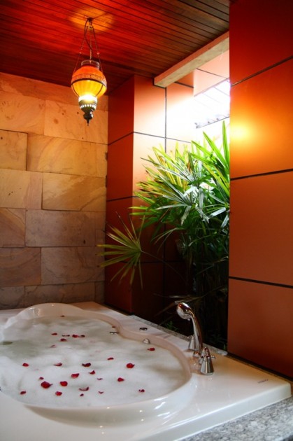 bangkok hotels bathtubs The Fusion Suites