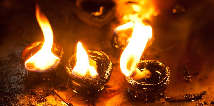 Funeral - Hindu Lamps
