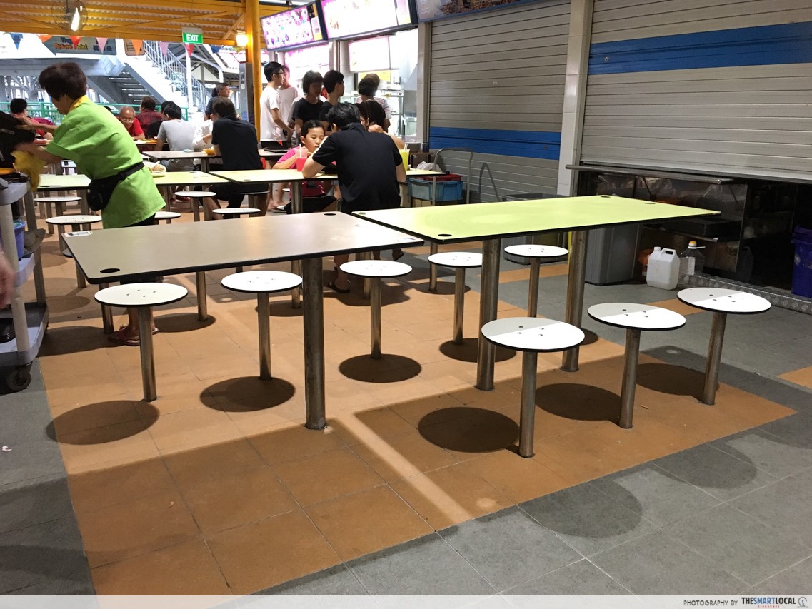 Wheelchair friendly tables at hawker centre tables without chairs singapore