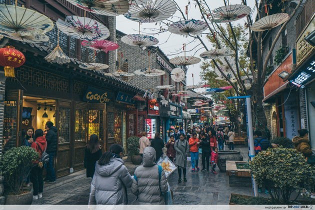 Places to visit in jinan china kuanhouli food street