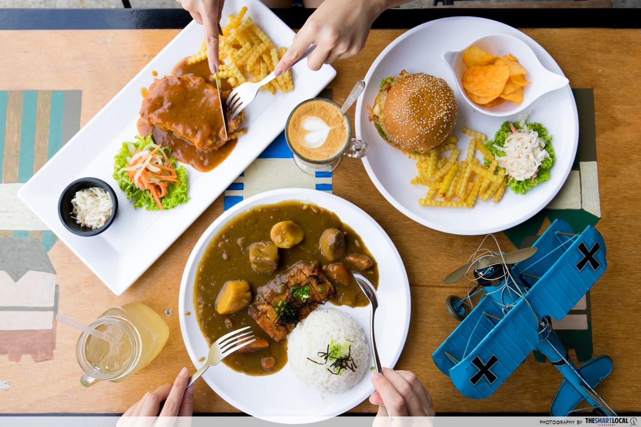 Seletar bicycle-themed cafe food