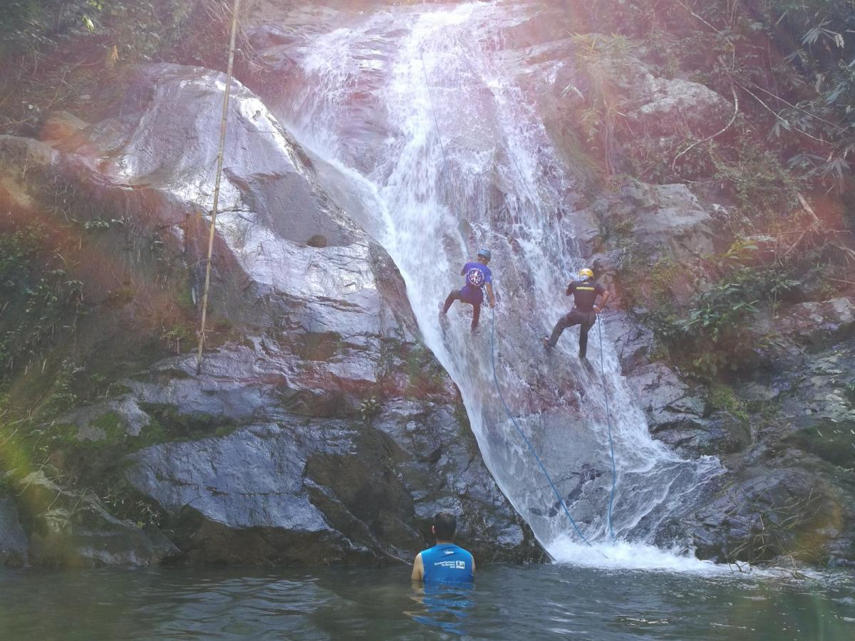 Anani Villa Waterfall Abseiling 