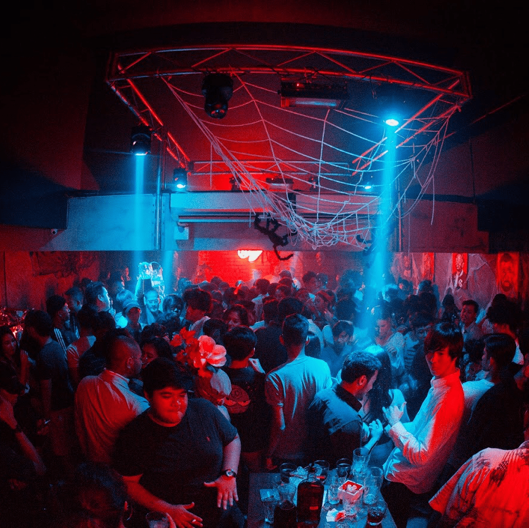 KL nightclubs (10) - SIX interior