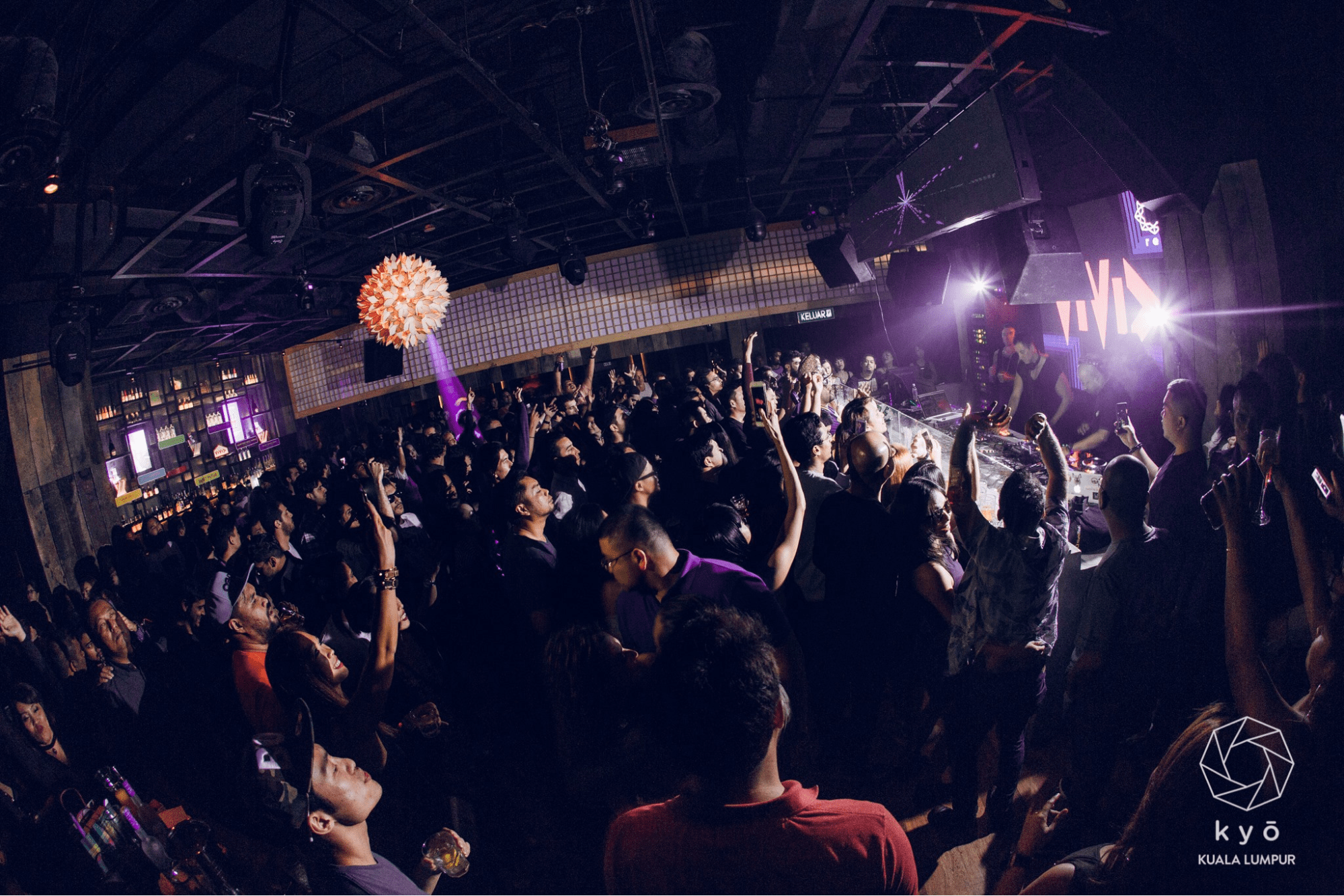 KL nightclubs (6) - Kyo DJ crowd
