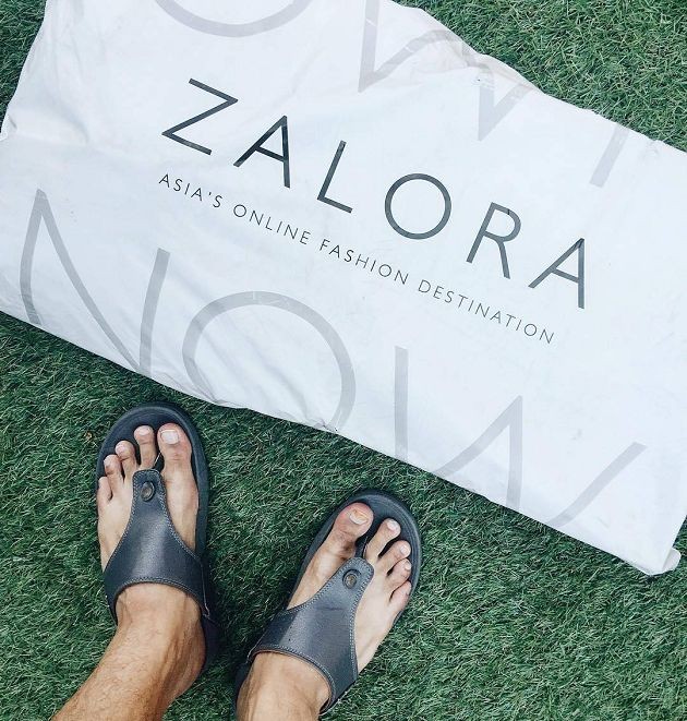 Collecting packages from online sites like Zalora